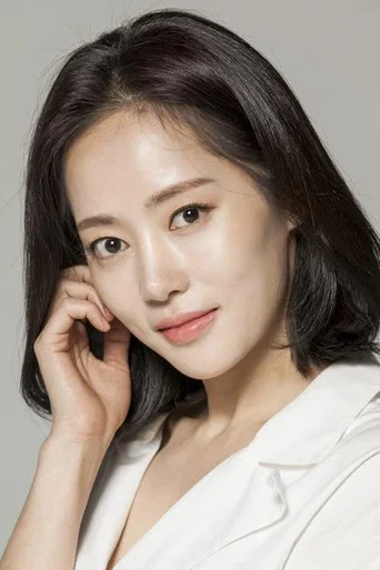 윤아정