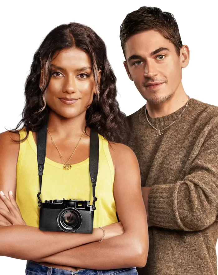 Em "Queimando o Filme", solteira e sem ideia de casar, Pia administra um estúdio fotográfico quase falido em Londres com seu melhor amigo, Jay. Enquanto sua irmã, Sonal, se prepara para o casamento, e sua mãe, Laxmi, insiste que ela precisa namorar, um guru prevê que Pia encontrará o verdadeiro amor entre os próximos cinco encontros. Com a intervenção da família toda, Pia embarca numa busca engraçada e sincera pelo amor.
