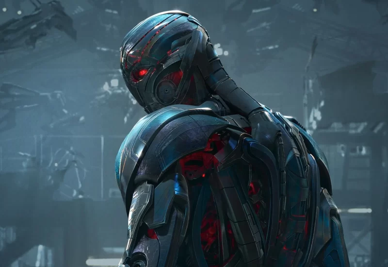 Em "Vingadores: Era de Ultron", ao tentar proteger o planeta de ameaças, Tony Stark constrói um sistema de inteligência artificial que cuidaria da paz mundial. O projeto acaba dando errado e gera o nascimento do Ultron. Com o destino da Terra em jogo, os Vingadores terão que se unir para mais uma vez salvar a raça humana da extinção.