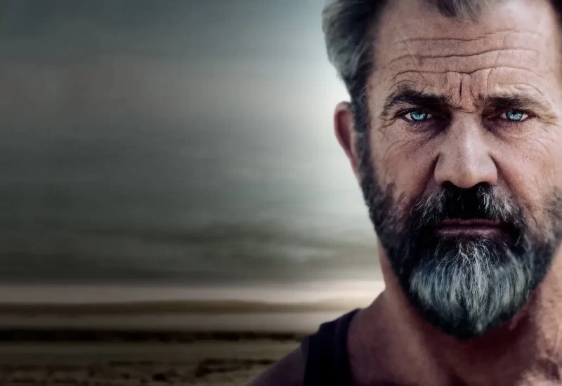 Em "Herança de Sangue", John Link vive em meio ao deserto na Califórnia onde seu trailer também serve como estúdio de tatuagem. Vivendo longe de drogas e violência, ele tem seu cotidiano afetado com a chegada de sua filha desaparecida que está jurada de morte por traficantes. Ele fará de tudo para protegê-la.