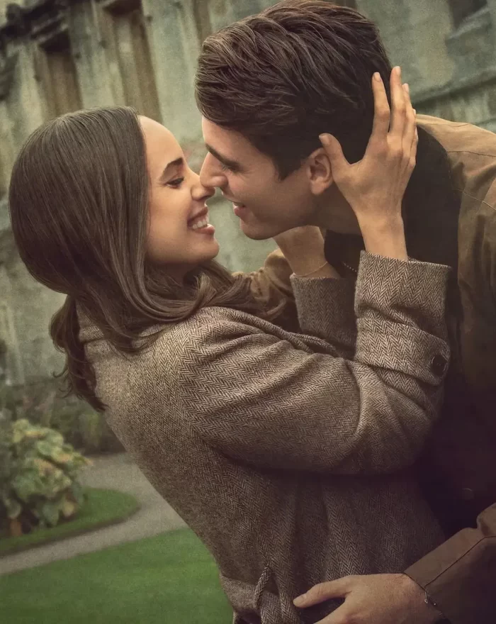 Em "Meu Ano em Oxford", uma americana ambiciosa em busca de seu sonho de estudar em Oxford se apaixona por um britânico charmoso com um segredo inimaginável. Com Sofia Carson, Corey Mylchreest, Esmé Kingdom, Harry Trevaldwyn, Dougray Scott, Catherine McCormack, Nikhil Parmar, Poppy Gilbert e Romina Cocca.