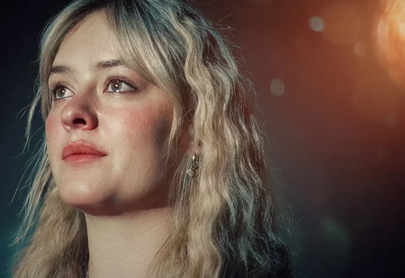Em "Uma Parte de Você", uma adolescente luta para reconstruir seu mundo despedaçado neste drama de amadurecimento emocionante sobre quem fica para trás.