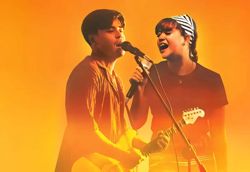 Em "One Hit Wonder", quando grandes sonhos encontram segundas chances, dois sonhadores, Entoy e Lorina, buscam a fama no mundo do POP dos anos 90. Será que eles conseguirão? Com Khalil Ramos, Sue Ramirez, Romnick Sarmenta, Gelli De Belen, Gladys Reyes, Vivoree Esclito, Lilet, Matt Lozano e Victor Medina.