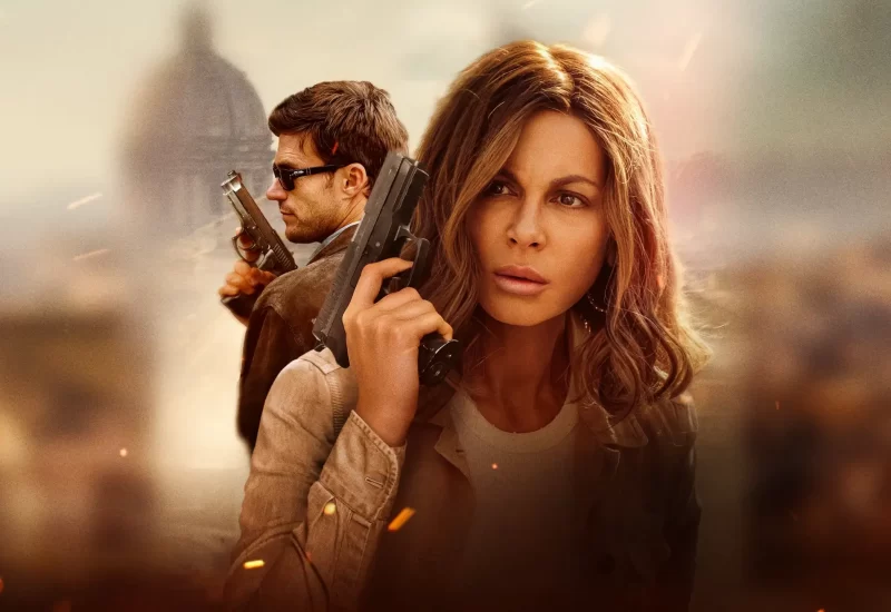 Em "Garota Roubada", uma mulher americana passa mais de dez anos procurando sua filha, sequestrada e levada para o Oriente Médio pelo pai, enfrentando perigos e desafios em sua busca incansável. Com Kate Beckinsale, Scott Eastwood, Arvin Kananian, Matt Craven, Ana Golja, Talia Asseraf, Robert Farrior, Alejandra Howard e Jordan Duvigneau.