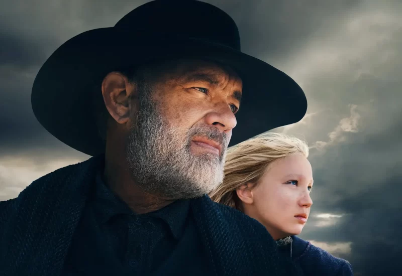 Em "Relatos do Mundo", 5 anos após o fim da Guerra Civil, o capitão Jefferson Kyle Kidd, um veterano de três guerras, agora se muda de cidade em cidade como um contador de histórias de não-ficção. No Texas, ele cruza com Johanna, uma menina de 10 anos que foi acolhida pelo povo Kiowa 6 anos antes. Johanna está sendo devolvida a seus tios contra sua vontade. Kidd concorda em entregar a criança e à medida que viajam, os dois enfrentarão desafios de forças humanas e naturais enquanto procuram um lugar que possam chamar de lar. Com Tom Hanks, Helena Zengel, Michael Angelo Covino, Ray McKinnon, Mare Winningham, Elizabeth Marvel, Fred Hechinger, Bill Camp e Thomas Francis Murphy.