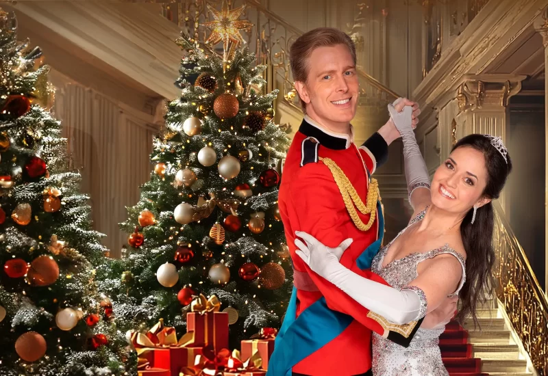 Em "Era Uma Vez... Um Baile de Natal", Chelsea Jones é uma instrutora de dança e proprietária de um estúdio em Chicago que inspira crianças a se encontrarem através da dança. Pouco antes do Natal, Chelsea descobre uma foto que nunca viu antes. Chelsea acredita que a jovem é sua mãe biológica, que faleceu quando ela tinha apenas cinco anos. A mulher está com um vestido de noiva puxando a mão de um homem que usa uma aliança de casamento, mas isso é tudo o que se pode ver do homem que Chelsea acredita ser seu pai. A inscrição manuscrita da foto diz: “Nossa casa, Havenshire, 23 de dezembro de 1984”. Com apenas a internet, uma passagem de avião e uma determinação vitalícia para seguir em frente, Chelsea agora tem quatro dias em Havenshire para resolver o mistério de sua família biológica. Ao longo do caminho, ela terá que entrar furtivamente em um castelo, ensinar um príncipe teimoso a dançar e estar no lugar certo na véspera de Natal, quando os sinos tocarem. Com Danica McKellar, Oliver Rice, Sarah Orenstein, Mark Caven, Niamh Carolan, Hailey Summer, Allan James Cooke, Michaela May e Nayo Sasaki-Picou.