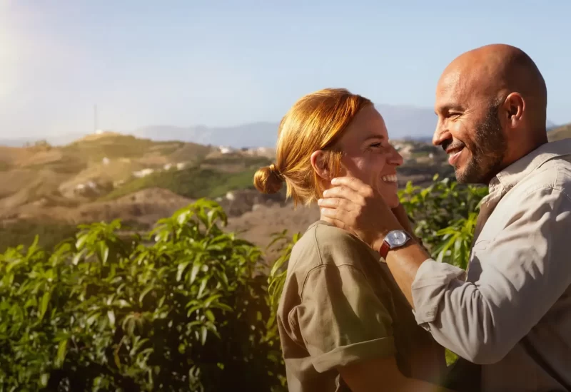 Em "Manga", uma hoteleira ambiciosa vai a Málaga com a filha. Lá, elas encontram tudo o que precisavam na plantação de manga com que tanto sonhavam. Com Josephine Park, Dar Salim, Josephine Chavarria Højbjerg, Sara Jiménez, Anders W. Berthelsen, Paprika Steen, Sebastian Jessen, Lise Baastrup, Ninton Sánchez e Jacob Jørgsholm.