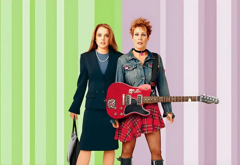 Em "Sexta-Feira Muito Louca", a Dra. Tess Coleman e sua filha adolescente Anna têm apenas uma coisa em comum: uma não tem nada a ver com a outra. Depois de uma briga, um pequeno incidente místico muda suas vidas. Elas acordam na sexta-feira diante da maior confusão, haviam trocado de corpo. Mas com o casamento de Tess marcado para o sábado, elas precisam encontrar rapidamente uma maneira de desfazer o feitiço. Com Lindsay Lohan, Jamie Lee Curtis, Harold Gould, Chad Michael Murray, Mark Harmon, Stephen Tobolowsky, Christina Vidal, Ryan Malgarini e Haley Hudson.