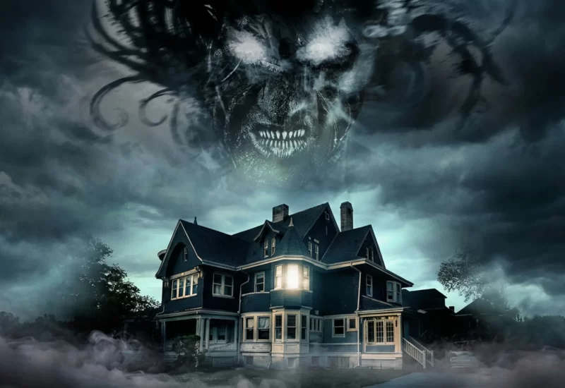 Em "Não Volte Para Casa!", Rodger é um brilhante estudante universitário que, após a morte de seu pai, retorna à sua casa junto de dois amigos. Quando estranhos eventos paranormais começam a acontecer, Rodger percebe que os horrores vivenciados na sua infância estão mais vivos do que nunca. Com Echo Andersson, Erik Athavale, Gwendolyn Collins, Kristen Sawatzky, Marina Stephenson Kerr, Richard Harmon, Sara Thompson e Zoe Fish.