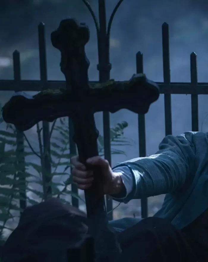 Em "A Sombra", no final do século XIX, um assassino em série aterroriza uma pequena cidade, e um inexpressivo investigador irá lutar contra o tempo para conseguir capturá-lo. Com Pääru Oja, Rain Simmul, Karol Kuntsel, Kersti Heinloo, Peeter Tammearu, Riho Kütsar, Ago Anderson, Andres Mähar e Alice Siil.