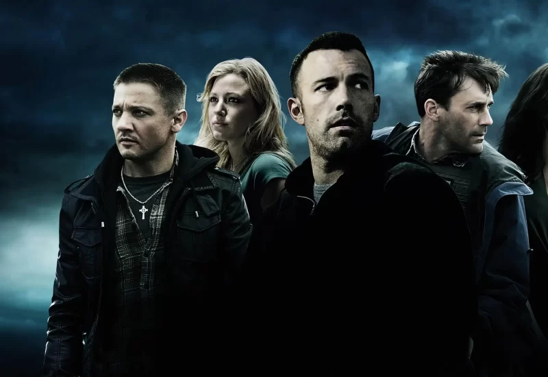 Em "Atração Perigosa", Doug MacRay é o líder de um grupo de ladrões. Um dia, ao realizar um assalto, seu parceiro James faz Claire Keesey refém para facilitar a fuga do grupo, libertando-a logo em seguida. Sabendo que a jovem está traumatizada, Doug se aproxima dela e os dois se apaixonam. Doug tenta abandonar a vida de crimes, mas é forçado a continuar cometendo assaltos. Com Ben Affleck, Rebecca Hall, Jon Hamm, Jeremy Renner, Blake Lively, Owen Burke, Titus Welliver, Pete Postlethwaite, Chris Cooper, Dennis Mclaughlin, Corena Chase e Brian Scannell.