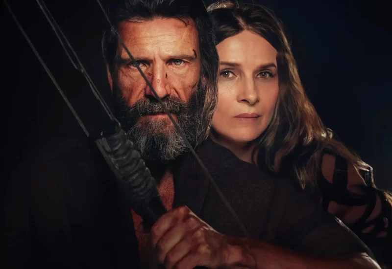 Em "O Retorno", depois de vinte anos fora, Odisseu aparece nas praias de Ítaca, abatido e irreconhecível. O rei finalmente retornou para casa, mas muita coisa mudou em seu reino desde que ele partiu para lutar na Guerra de Troia. Com Ralph Fiennes, Juliette Binoche, Charlie Plummer, Marwan Kenzari, Claudio Santamaria, Ángela Molina, Nikitas Tsakiroglou, Tom Rhys Harries e Jamie Andrew Cutler.