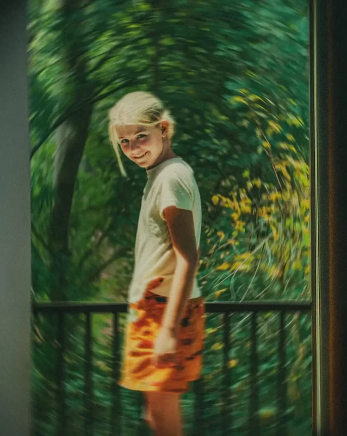 Em "Sequestro: Elizabeth Smart", nas primeiras horas de 5 de junho de 2002, Elizabeth Smart, de 14 anos, foi sequestrada de seu quarto em Salt Lake City, Utah, dando início a um dos casos de pessoa desaparecida mais intensos e amplamente divulgados da história americana. "Sequestro: Elizabeth Smart" é um documentário fascinante que leva os espectadores para dentro da história real — contada pelas próprias palavras de Elizabeth e por meio de entrevistas exclusivas com sua família, investigadores e pessoas próximas ao caso.